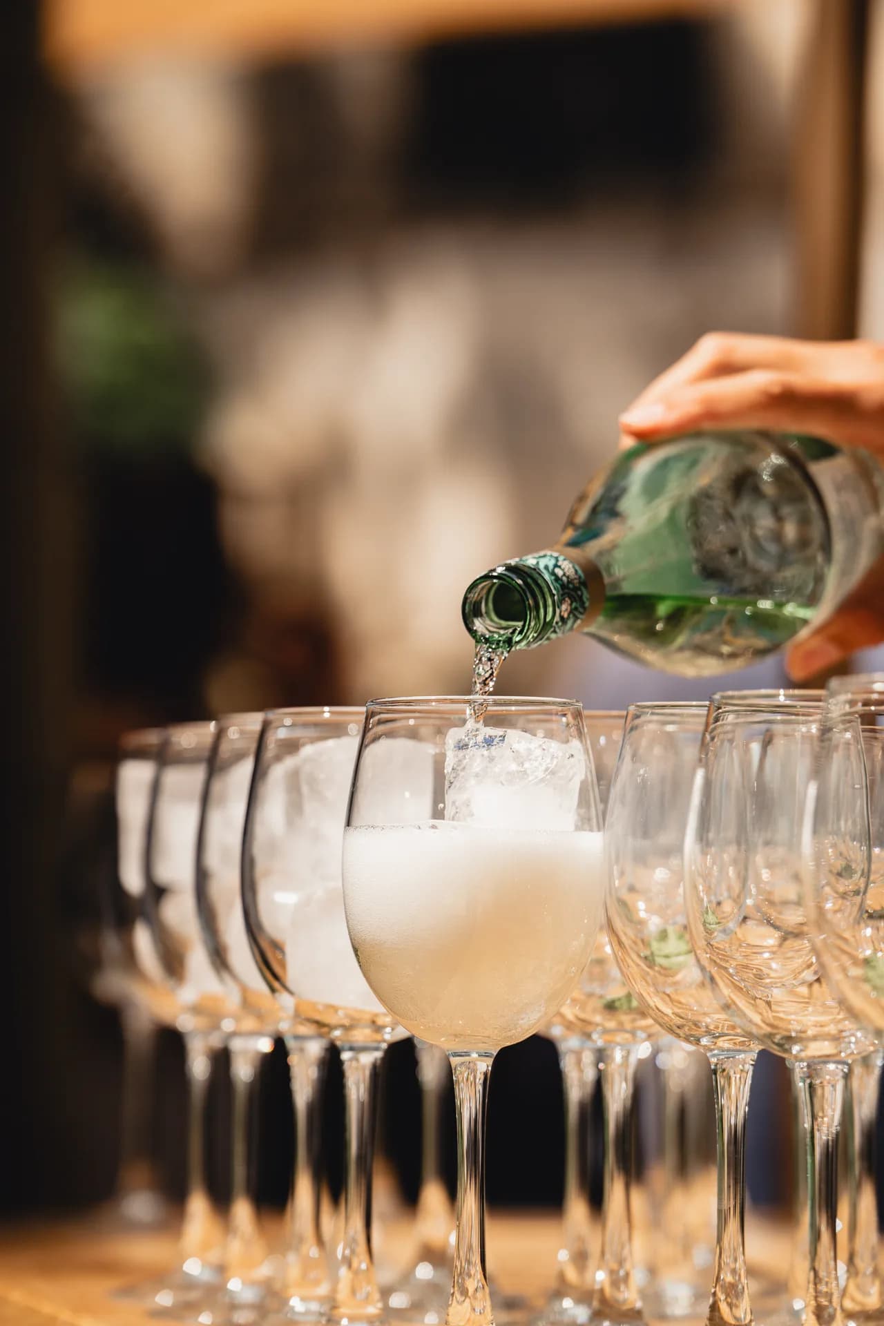 Detalle de una barra de bebidas para eventos